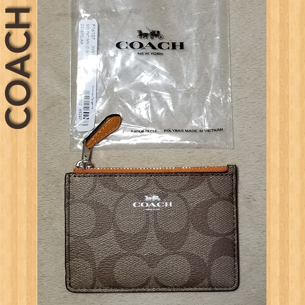 COACH NWT Women's Signature Mini Skinny Id - Picture 7 of 7
